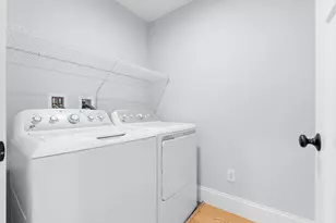 17 Grand St, Wilmington, MA 01887 - Photo 35
