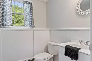 104 Freda Ln, Lowell, MA 01854 - Photo 21