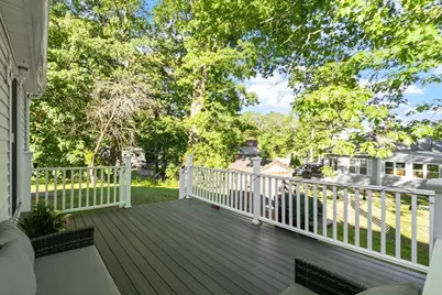195 Lakeview Ave, Tyngsborough, MA 01879 - Photo 25