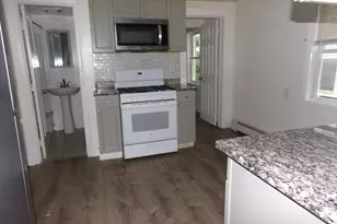 716 Lawrence St, Lowell, MA 01852 - Photo 3