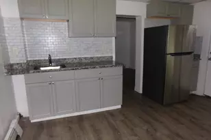 716 Lawrence St, Lowell, MA 01852 - Photo 3