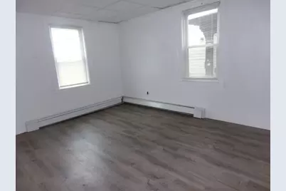 716 Lawrence St., Lowell, MA 01852 - Photo 9