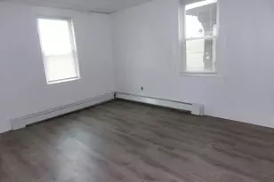 716 Lawrence St, Lowell, MA 01852 - Photo 9