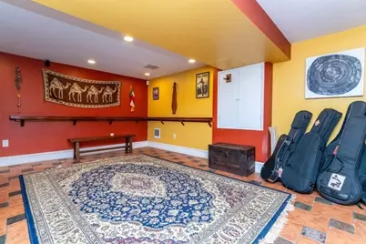 40 Ivory St, Boston, MA 02132 - Photo 21