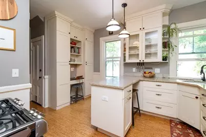 40 Ivory St, Boston, MA 02132 - Photo 3