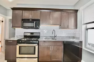 21 Treadway Rd, Boston, MA 02125 - Photo 3