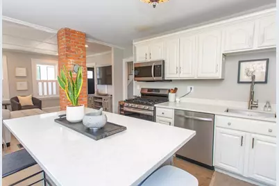 9 Hamilton St, Plymouth, MA 02360 - Photo 9