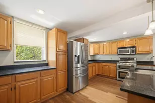 41 Jordan Rd, Franklin, MA 02038 - Photo 5