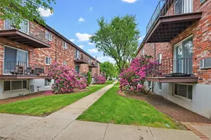 21 Westgate Rd, Boston, MA 02467 - Photo 3