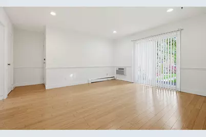 21 Westgate Rd #4, Boston, MA 02467 - Photo 11