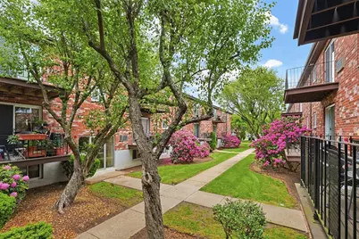 21 Westgate Rd #4, Boston, MA 02467 - Photo 5