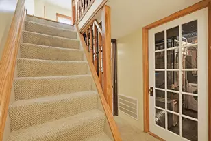 36 Warner St, Gloucester, MA 01930 - Photo 19