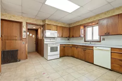 30 Harvard St, Malden, MA 02148 - Photo 15
