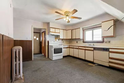30 Harvard St, Malden, MA 02148 - Photo 19