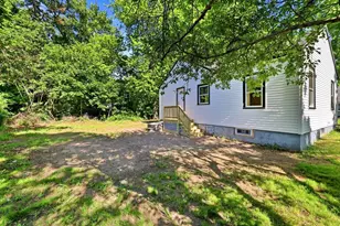 68 Fairview St, Ludlow, MA 01056 - Photo 23