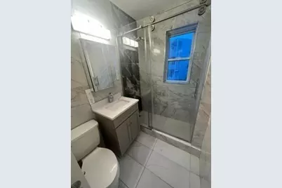 14 Everton St, Boston, MA 02121 - Photo 5