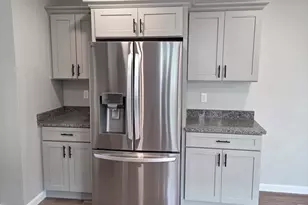 71 Pine St, Warren, MA 01083 - Photo 3