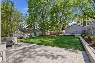 50 Spruce St #2, Watertown, MA 02472 - Photo 3