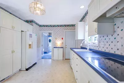 24 Hawthorne Street, Haverhill, MA 01835 - Photo 11