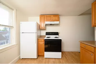 67 Pleasant St, Weymouth, MA 02190 - Photo 35