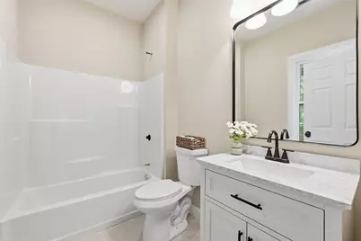 330 Leicester St, Auburn, MA 01501 - Photo 21