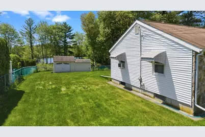 1638 Braley Rd, New Bedford, MA 02745 - Photo 11