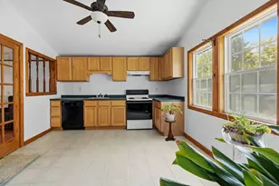 1638 Braley Rd, New Bedford, MA 02745 - Photo 25