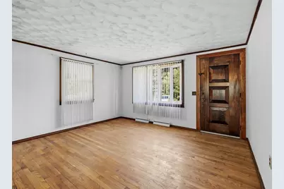 1638 Braley Rd, New Bedford, MA 02745 - Photo 17
