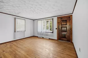 1638 Braley Rd, New Bedford, MA 02745 - Photo 17