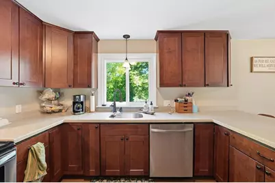 67 Thurston Ave, Northbridge, MA 01588 - Photo 11
