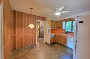1 Park St, Athol, MA 01331 - Photo 9