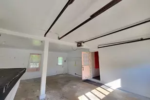 1 Park St, Athol, MA 01331 - Photo 15