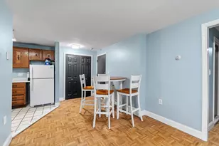 99 W 4th, Boston, MA 02127 - Photo 3