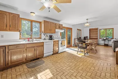 110B High Street, Upton, MA 01568 - Photo 15