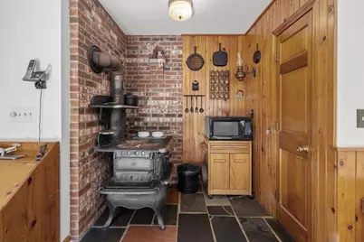 110B High Street, Upton, MA 01568 - Photo 17