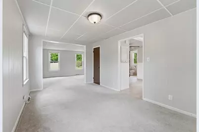 61 Saugus Ave, East Longmeadow, MA 01028 - Photo 17