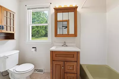 61 Saugus Ave, East Longmeadow, MA 01028 - Photo 27