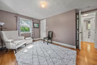 6 Shields St, Woburn, MA 01801 - Photo 9