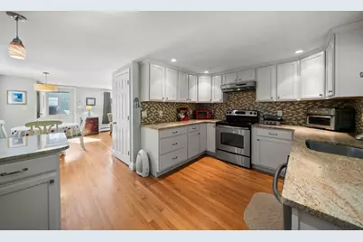 6 Shields St, Woburn, MA 01801 - Photo 3