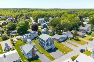 35 Shore Dr, Mattapoisett, MA 02739 - Photo 5