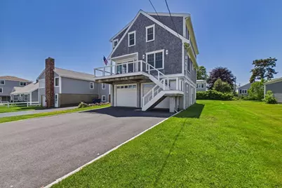 35 Shore Dr, Mattapoisett, MA 02739 - Photo 3