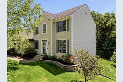 21 Seaver Farm Ln, Grafton, MA 01560 - Photo 3