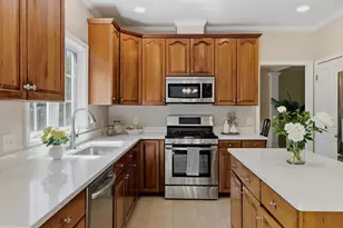 21 Seaver Farm Ln, Grafton, MA 01560 - Photo 15