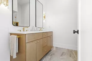 4471 Washington St, Boston, MA 02131 - Photo 19