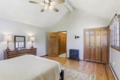 25 Thomas Pl, Leominster, MA 01453 - Photo 19