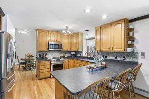 25 Thomas Pl, Leominster, MA 01453 - Photo 9