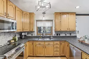 25 Thomas Pl, Leominster, MA 01453 - Photo 11
