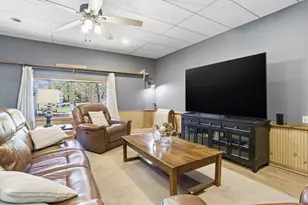 25 Thomas Pl, Leominster, MA 01453 - Photo 15