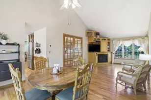 25 Thomas Pl, Leominster, MA 01453 - Photo 11