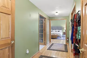 25 Thomas Pl, Leominster, MA 01453 - Photo 25